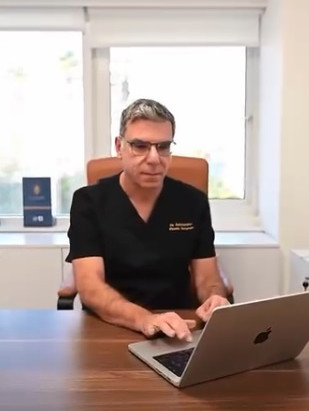 Δρ Αθανάσιος Αντωνιάδης